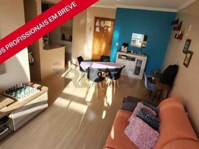 Apartamento com 3 quartos, sendo 1 suíte, churrasqueira, vaga de garagem em prédio com elevador à ve
