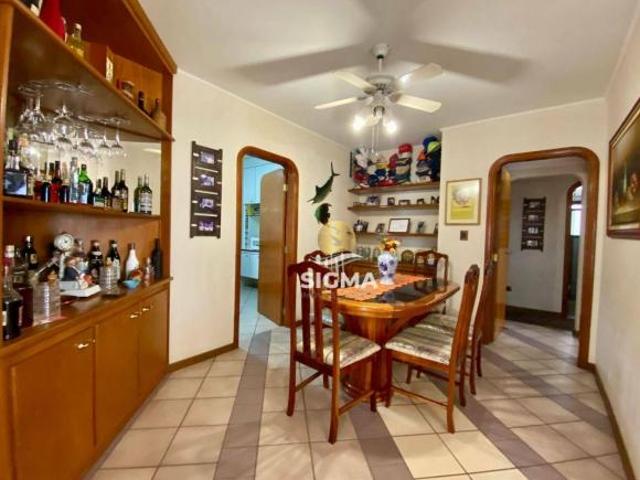 Apartamento com 3 quartos sendo 1 suíte à venda, 140 m² por R$ 735.000 Pitangueiras Guarujá/SP