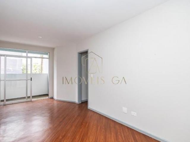 Apartamento com 3 quartos, sendo 1 suíte e 2 vagas