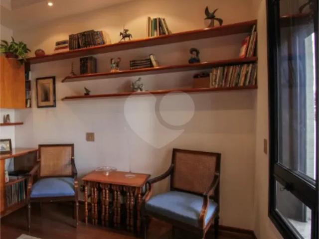 Lindo apartamento! 200M2, 3SUÍTES, 3VAGAS NA VILA ANDRADE!