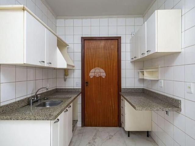 Apartamento com 3 Quartos 1 Suíte, 2 Vagas de Garagem e 139m² no Cabral