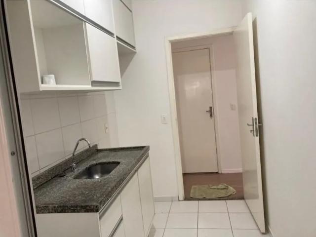 Apartamento com 3 quartos 1 suíte e 1 vaga para locação em Interlagos