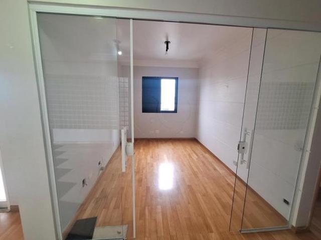 Apartamento com 3 Quartos, 2 Suítes, 2 Vagas. 91 m² de área útil. VENDE