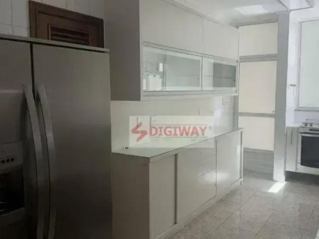 Apartamento no coração da Aclimação, rua 3 suítes, 3 vagas de garagem e depósito, para alugar, 145 m
