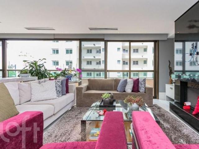 Apartamento com 3 Suítes com 3 vagas de garagem no Bairro Bela Vista!