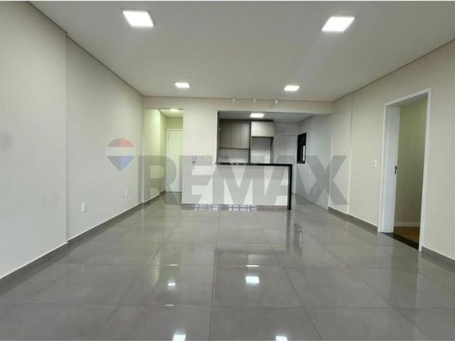 Apartamento com 3 Suítes e Lazer Completo no Centro de Botucatu