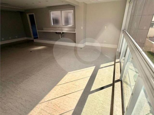 Apartamento com 3 suítes, varanda gourmet e 3 vagas — qualidade de vida em Santana