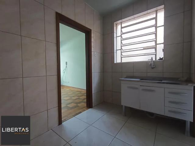 Apartamento com 01 dormitório com garagem