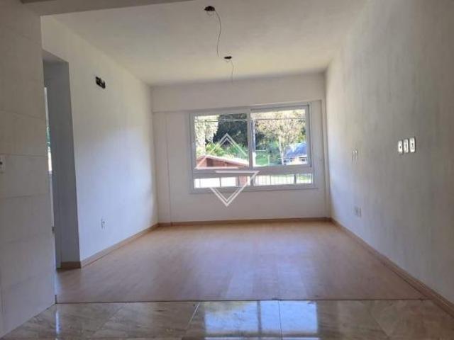 APARTAMENTO COM 02 DORMITÓRIO