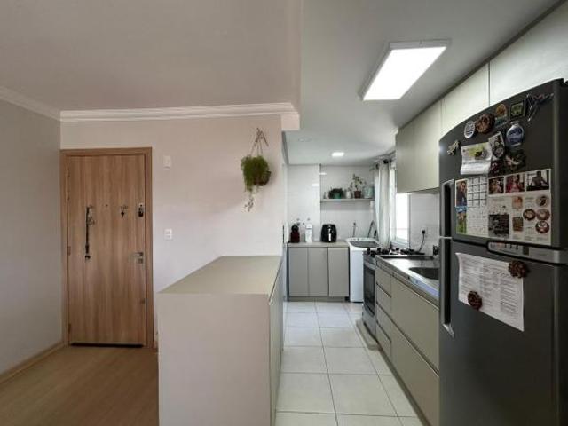 Apartamento com 02 dormitórios à venda em Ana Rech Caxias do Sul com sacada e churrasqueira