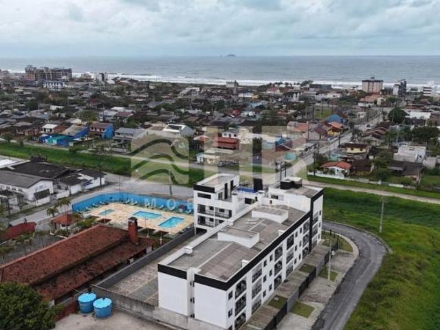 Apartamento com 02 dormitórios e 01 vaga de gara