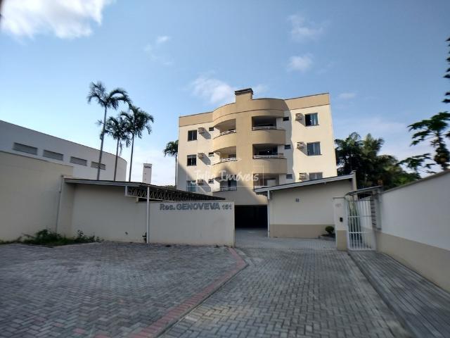 Apartamento com 02 dormitórios no bairro Centro