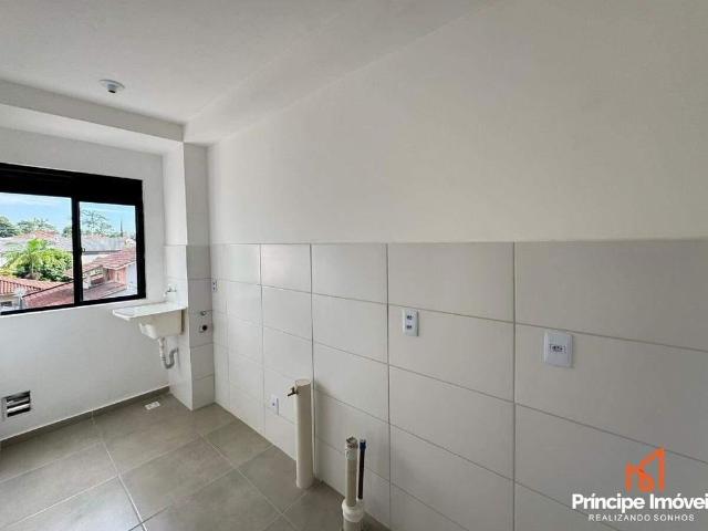 Apartamento Com 02 Dormitórios No Paranaguamirim Joinville
