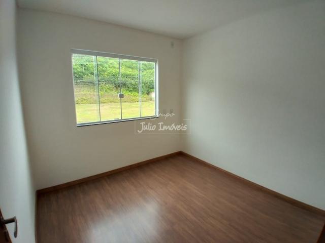 Apartamento com 02 dormitórios na Nova Brasilia