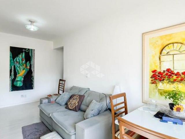 Apartamento com 02 dormitórios Tristeza próximo da Wenceslau Escobar