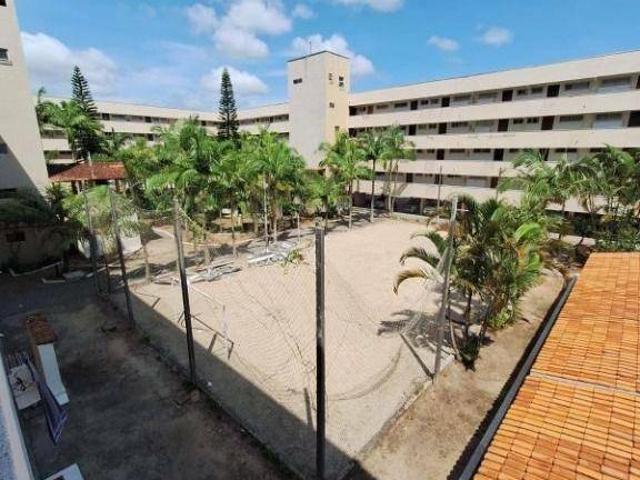 Apartamento com 02 quartos à venda, 39 m² úteis com garagem por R$ 320.000 a 02 quadras do mar de