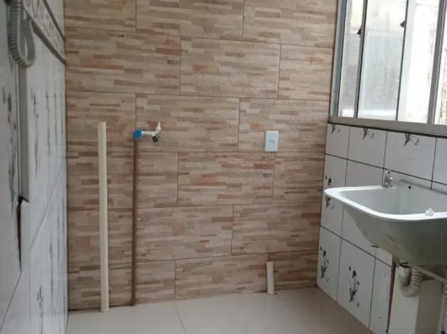 Apartamento com 02 Quartos e 01 Vaga no Bairro Mário Quintana em Porto Alegre