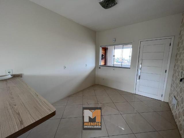 Apartamento com 02 quartos no Bairro Beatriz
