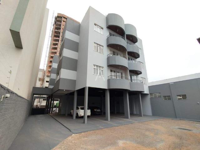 Apartamento com 02 quartos para locação no Centro em Cascavel Pr