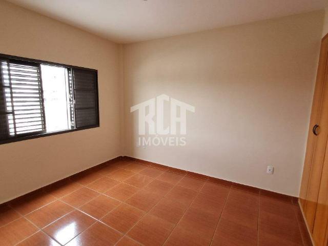 Apartamento com 02 quartos sendo 01 suíte Centro Lagoa da prata | Cód.: 3718