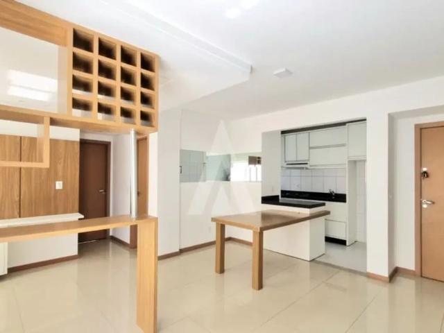 Apartamento com 02 quartos, sendo uma suíte no bairro Floresta