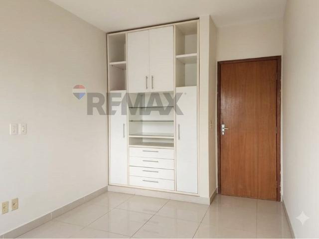 Apartamento com 03 Quartos em Edifício com Elevador no Bairro Olaria | INCLUSO Taxa de Condomínio!