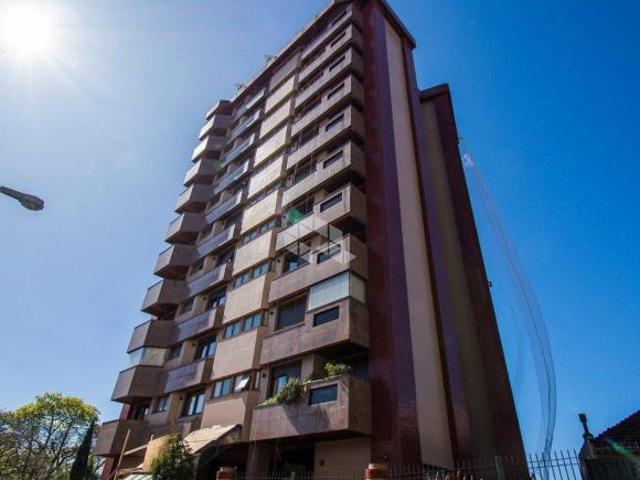 Apartamento com 04 dormitórios/quartos, 04 banheiros sendo 03 suítes