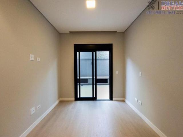 Apartamento com 116m² no Bairro Cristo Rei, com 3 quartos 1 suítes, 2 banheiros e 2 vagas de garag