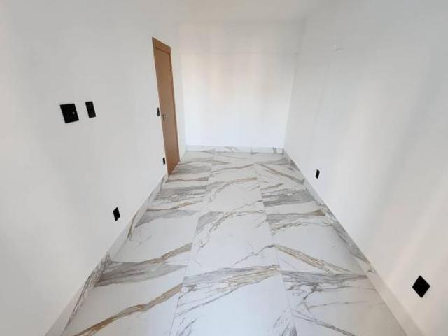APARTAMENTO COM 126,00 m² AVIAÇÃO PRAIA GRANDE SP
