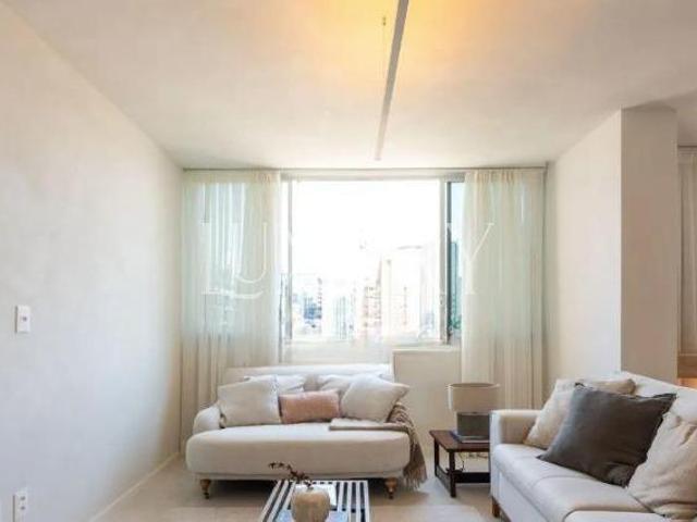 Apartamento com 131 m², 2 quartos sendo 2 suítes à venda no bairro Itaim Bibi