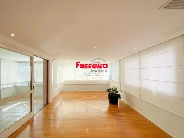 Apartamento com 166m², localizado no bairro Mont Serrat em Porto Alegre/RS