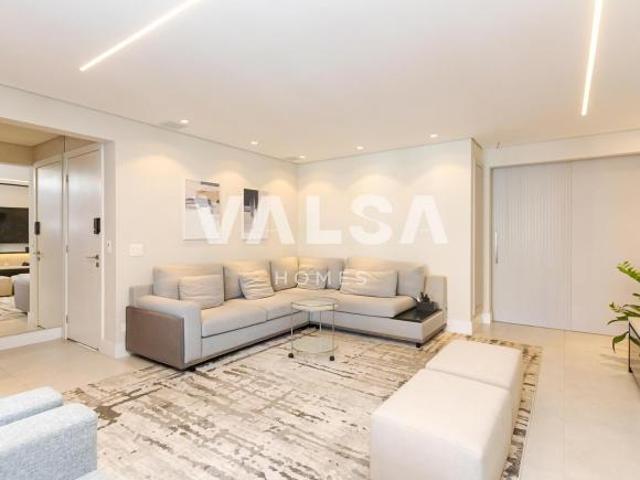 Apartamento com 183 m², 4 quartos sendo 2 suítes à venda no bairro Cabral