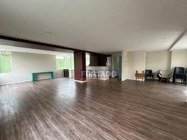 Apartamento com 1 dormitório para alugar, 50 m² Vila Alto de Santo André/SP