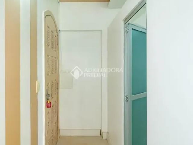 Apartamento com 1 dormitório