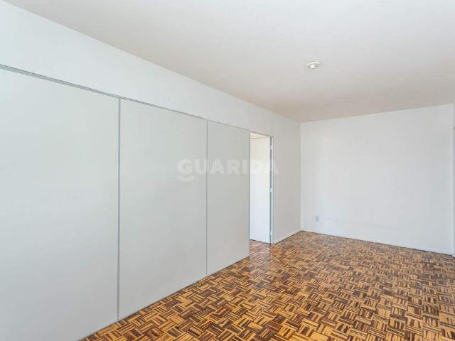 Apartamento com 1 dormitório no bairro Centro Histórico COD: 11272