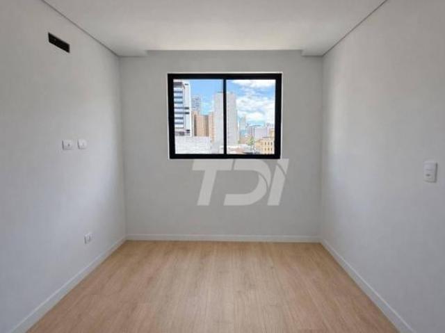 Apartamento com 1 dormitório à venda, 25 m² por R$ 315.000,00 Centro Curitiba/PR