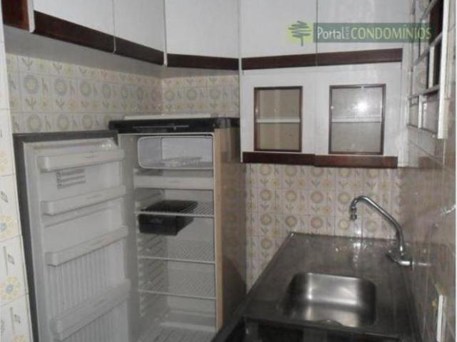 Apartamento com 1 dormitório à venda, 27 m² por R$ 230.000,00 Centro Curitiba/PR