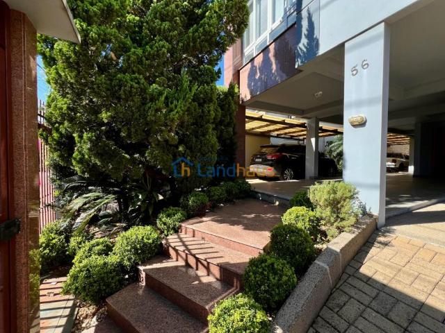 Apartamento com 1 dormitório, 1 vaga para alugar por R$ 1.890,00