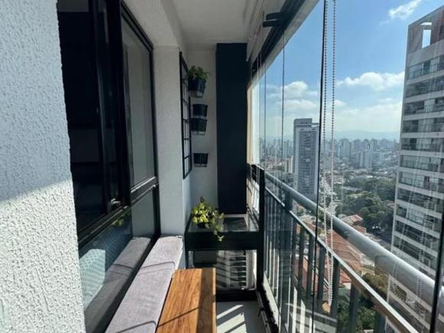 Apartamento com 1 Quarto