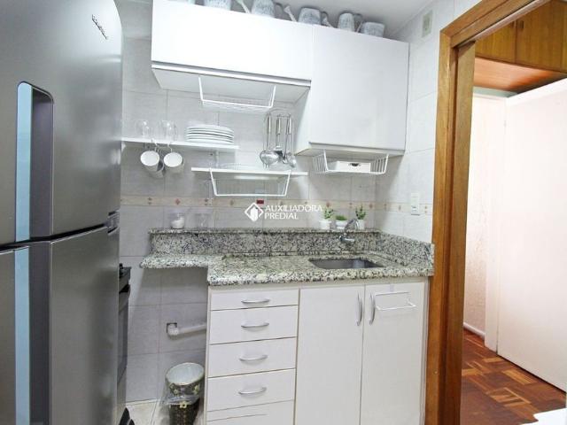 Apartamento com 1 quarto e 40m² para alugar em Moinhos de Vento, Porto Alegre