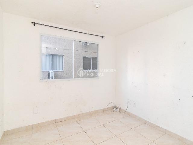 Apartamento com 1 quarto e 42m² para alugar em Restinga, Porto Alegre