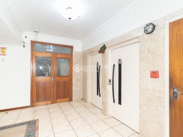 Apartamento com 1 quarto e 47m² para alugar em Floresta, Porto Alegre