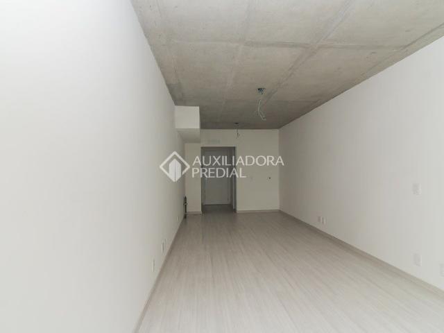 Apartamento com 1 quarto e 44m² para alugar em Azenha, Porto Alegre