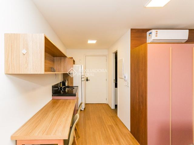 Apartamento com 1 quarto e 45m² para alugar em Rio Branco, Porto Alegre