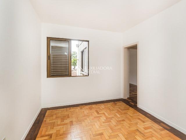 Apartamento com 1 quarto e 46m² para alugar em Santa Maria Goretti, Porto Alegre