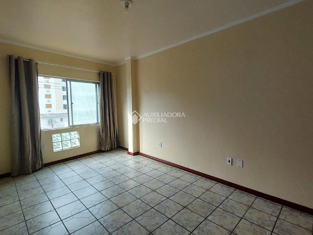 Apartamento com 1 quarto e 52m² para alugar em Harmonia, Canoas