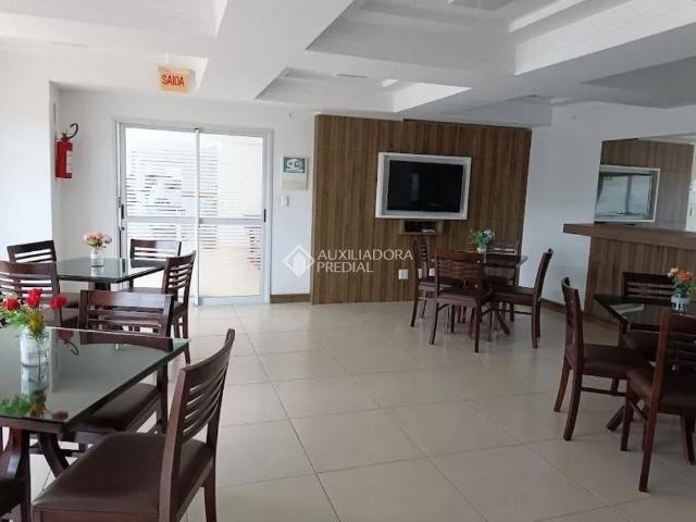 Apartamento com 1 quarto e 68m² para alugar em Barreiros, São José