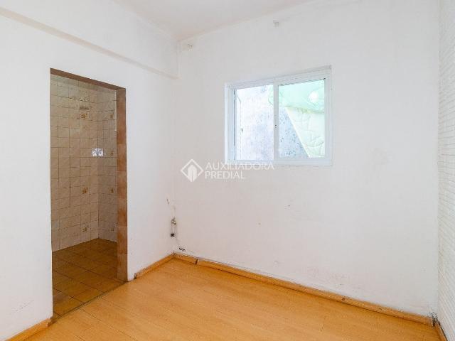 Apartamento com 1 quarto e 24m² para alugar em Floresta, Porto Alegre