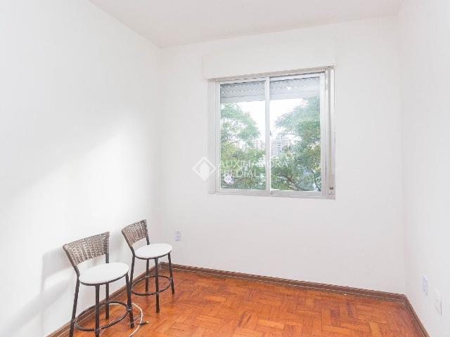 Apartamento com 1 quarto e 30m² para alugar em São Sebastião, Porto Alegre