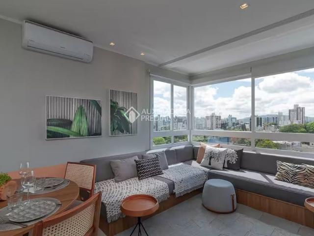 Apartamento com 1 quarto e 31m² para alugar em Azenha, Porto Alegre